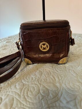 Brown Leather Metrocity Camera Crossbody